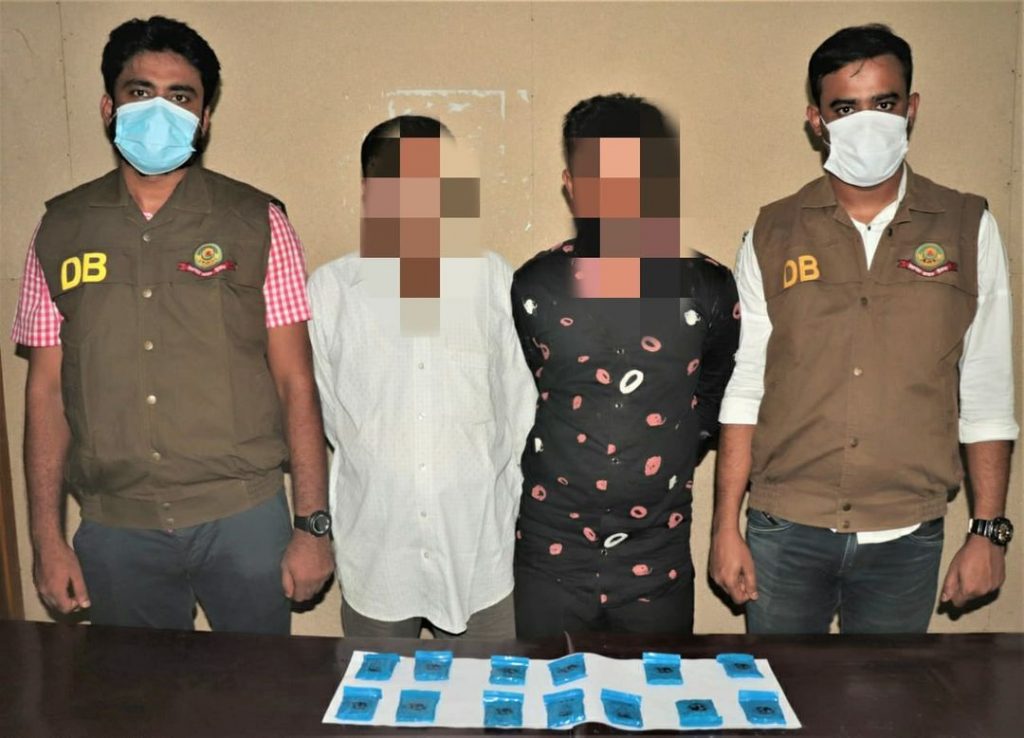 সিএমপি’র অভিযানে ২৬০০ পিস ইয়াবাসহ গ্রেফতার ২