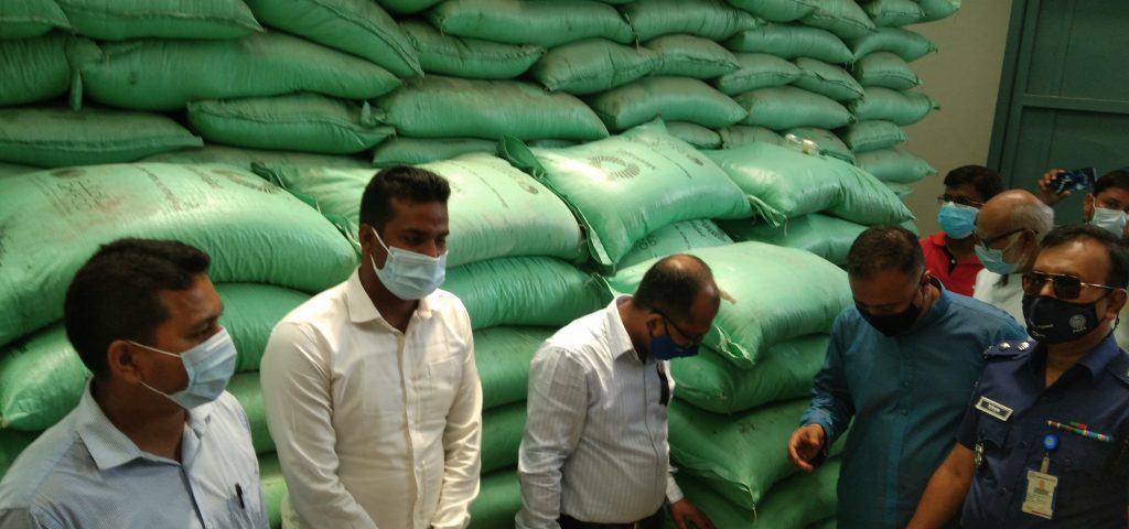 পঞ্চগড়ে সার সরবারহে বাফার গুদামের কার্যক্রম শুরু