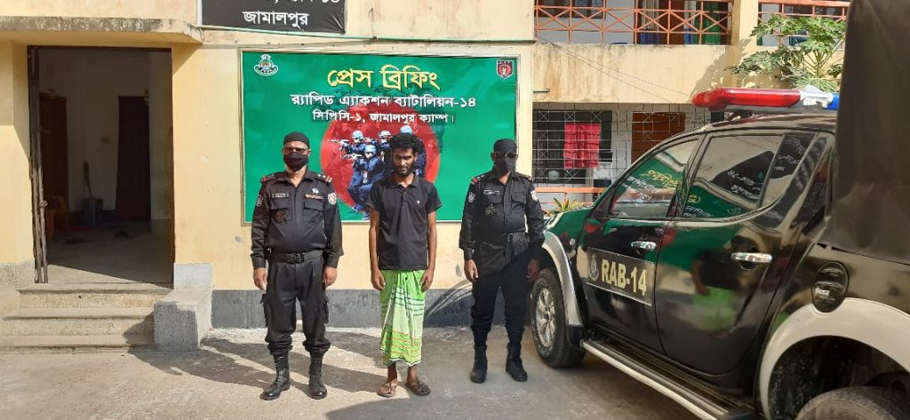 র‌্যাবের অভিযানে বকশীগঞ্জে ১২৫ পিস ই-য়া-বা-সহ দুই ব্যক্তি আটক