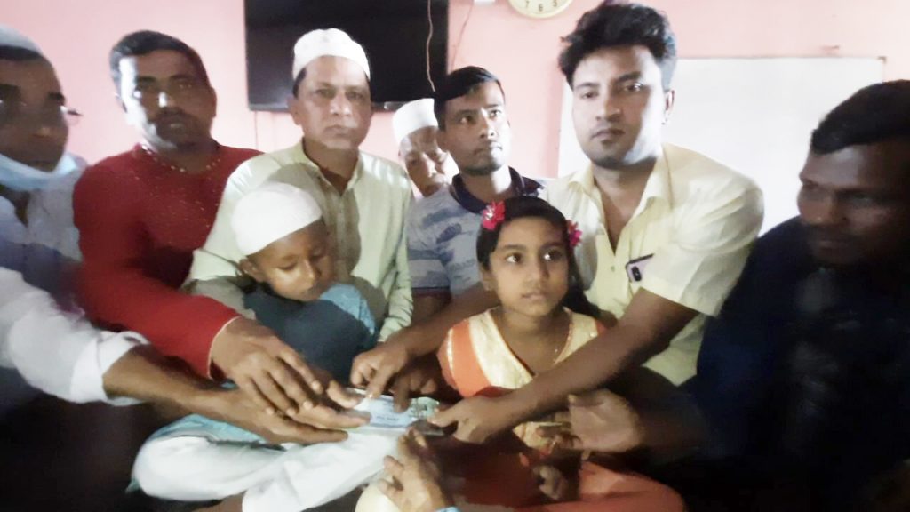 চাতলপাড়ে প্রবাসী জাহাঙ্গীর হোসেনের মৃত্যুতে পরিবারকে আর্থিক সহায়তা প্রদান ও দোয়া মাহফিল