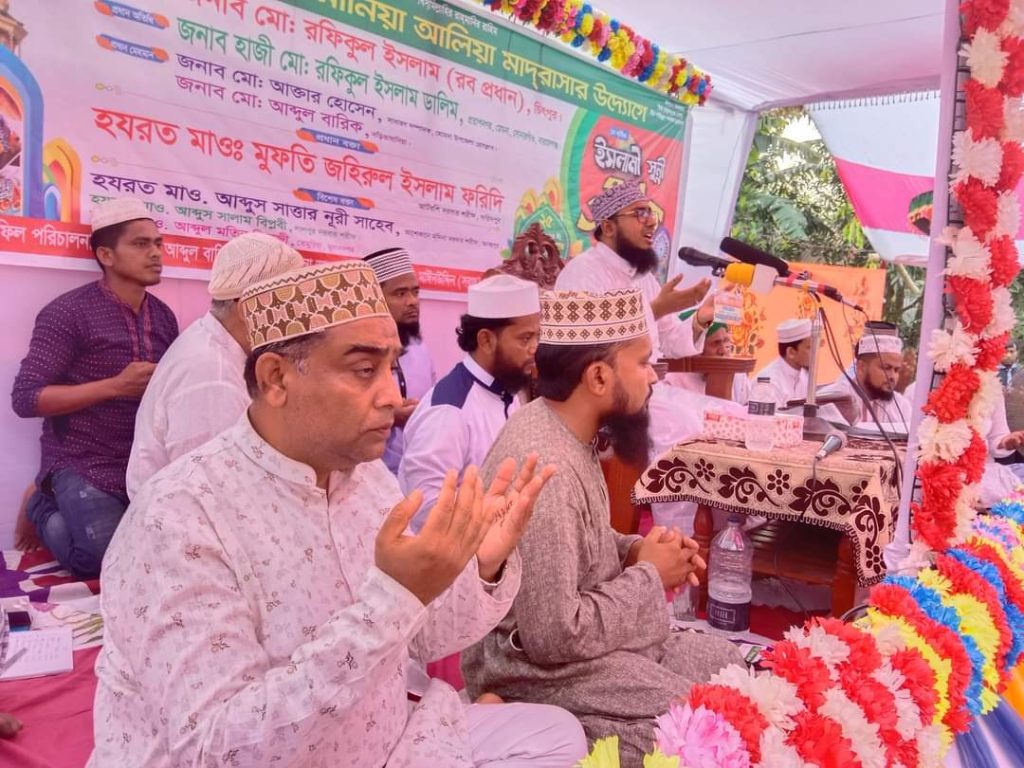 হোমনায় ইসলামী সুন্নী মহা সম্মেলন অনুষ্ঠিত