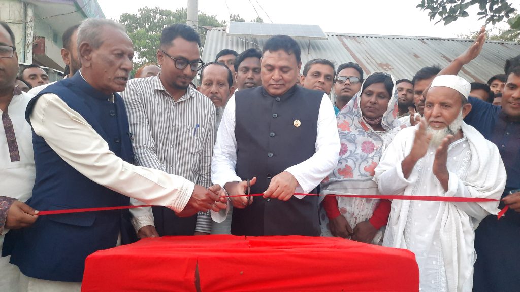 নাসিরনগরে তিতাস নদীর পুন:খনন কাজের উদ্বোধন