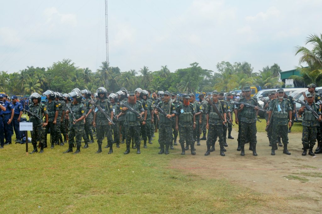 খুলনা সিটি কর্পোরেশন নির্বাচন-২০২৩ উপলক্ষে অফিসার ও ফোর্সের ব্রিফিং