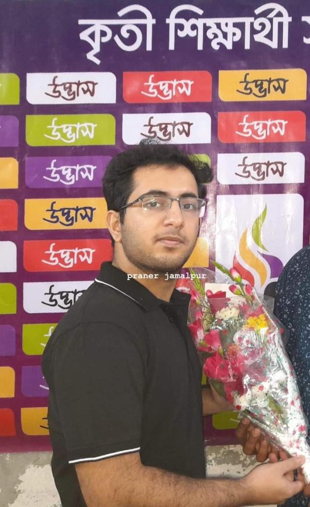 সাংবাদিক পুত্রের একই সাথে বুয়েট ও মেডিক্যালে ভর্তি পরীক্ষায় সাফল্য