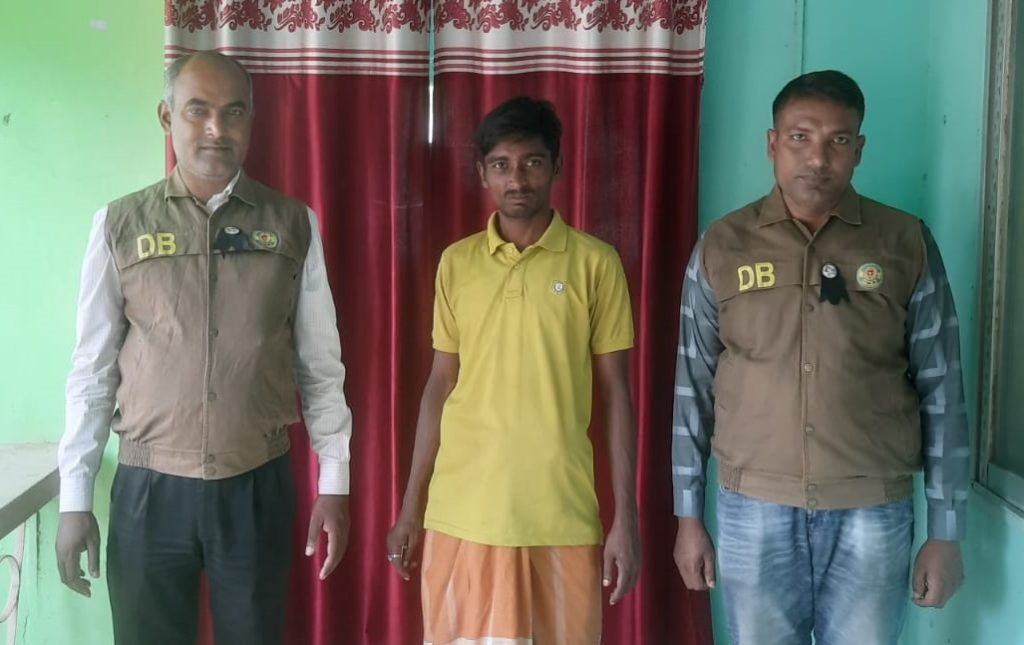 কেএমপি’র অভিযানে মা’দকসহ ৩ মা’দক কারবারি গ্রে’ফতার