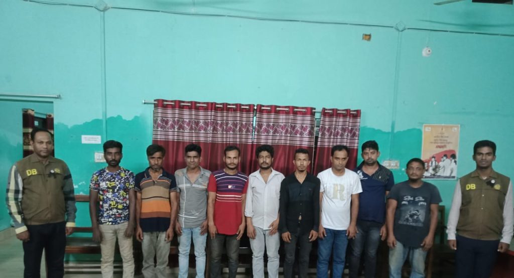 কেএমপি’র অভিযানে মা’দকসহ ১৩ মা’দক কারবারি গ্রে’ফতার