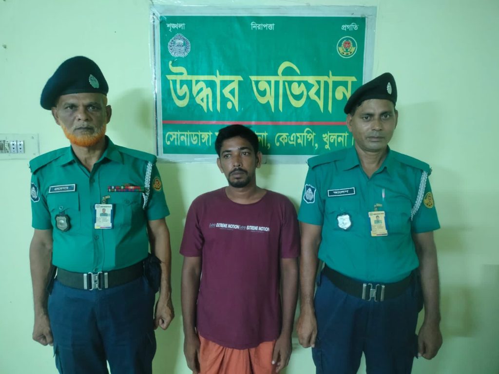 কেএমপি’র অভিযানে মা’দকসহ ৮ মা’দক কারবারি গ্রে’ফতার