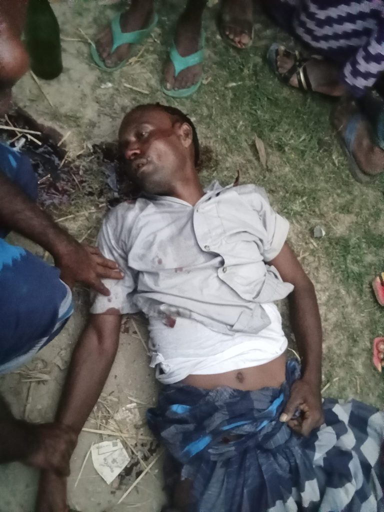 ঘোড়াঘাটে ট্রাক ও মোটরসাইকেলের মুখোমুখী সং’ঘর্ষে নিহত ১,আহত-১