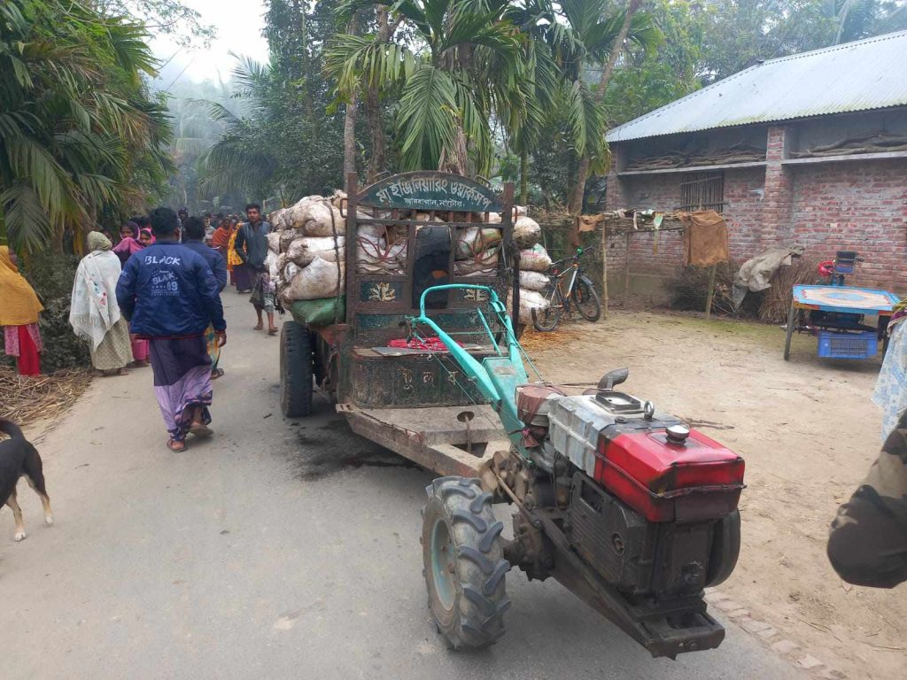 পুঠিয়ায় ট্রলির ধা’ক্কায় মোটরসাইকেল আরোহীর মৃ’ত্যু