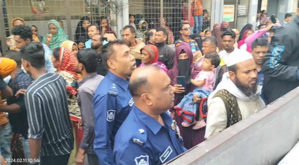 দাউদকান্দিতে সড়ক দুর্ঘটনায় ১ নারীসহ পাঁচজন নি’হত, আ’হত ২