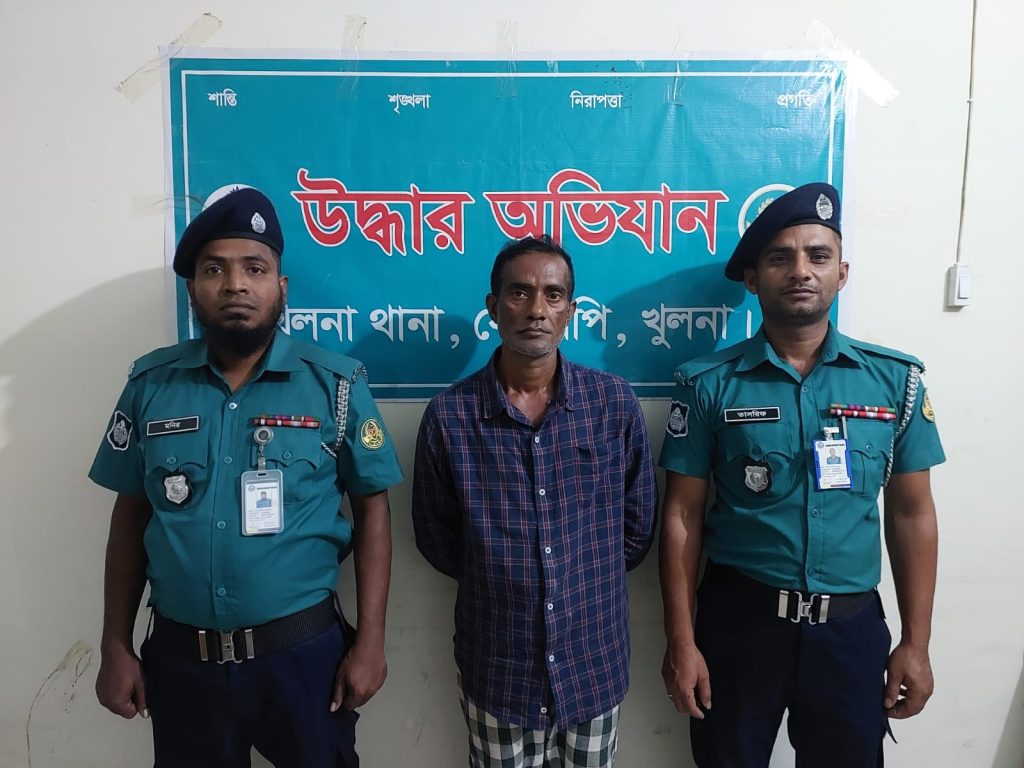 কেএমপি’র অভিযানে মা’দকসহ ৫ মা’দক কারবারি গ্রে’ফতার