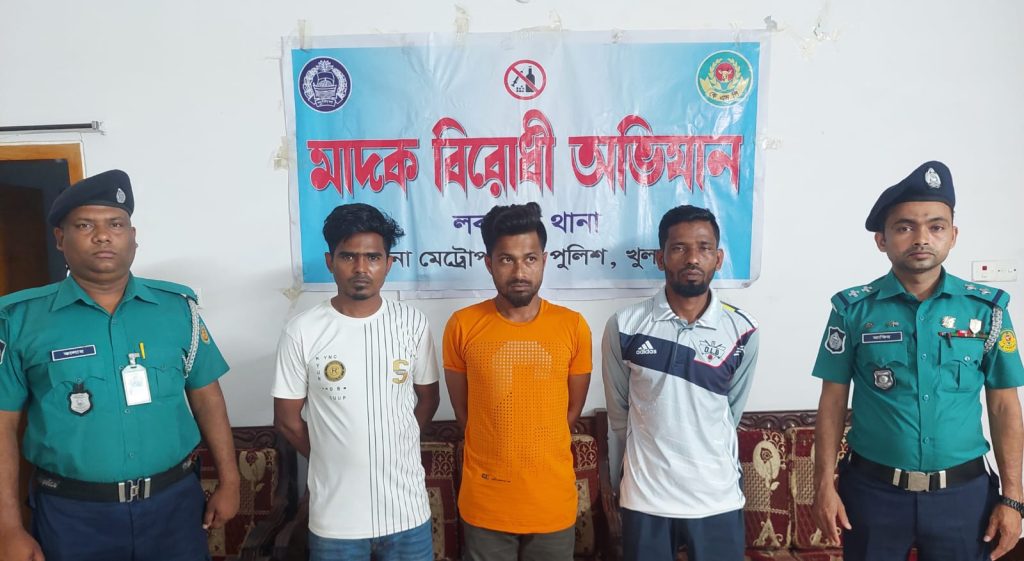 কেএমপি’র অভিযানে মা’দকসহ ১৪ মা’দক কারবারি গ্রে’ফতার