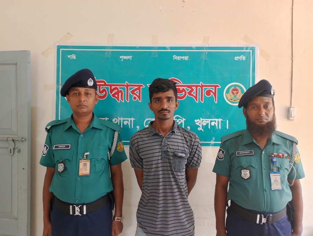 কেএমপি’র অভিযানে মা’দকসহ ৪ মা’দক কারবারি গ্রে’ফতার