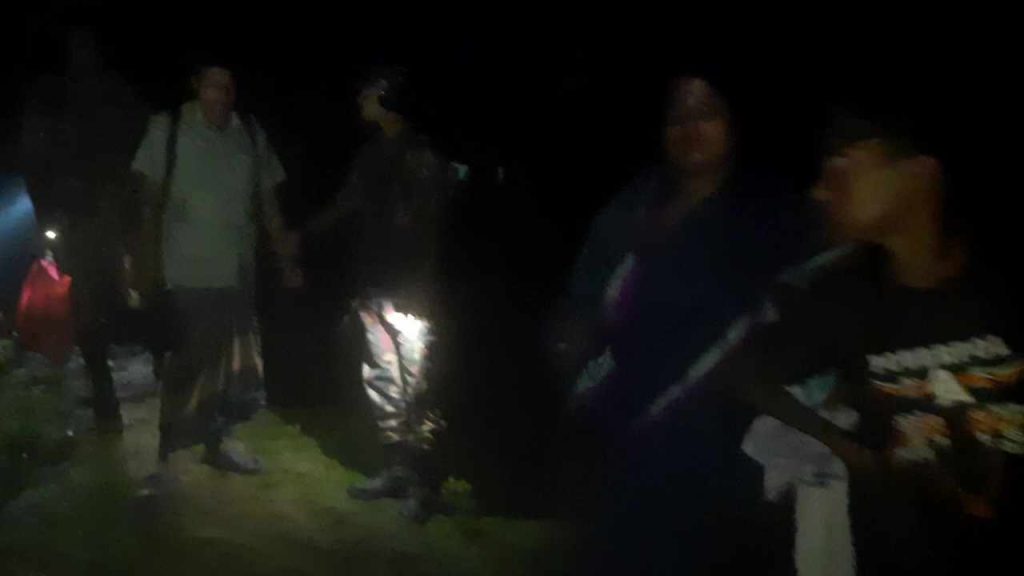 পঞ্চগড় সীমান্তে ভারতে অ’নুপ্রবেশের চেষ্টা, দা’লালসহ আটক- ৯