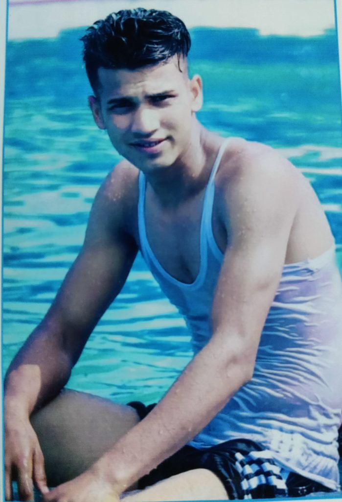 পঞ্চগড়ে নিখোঁজ সন্তানকে ফিরে পেতে বাবা-মায়ের আকুতি