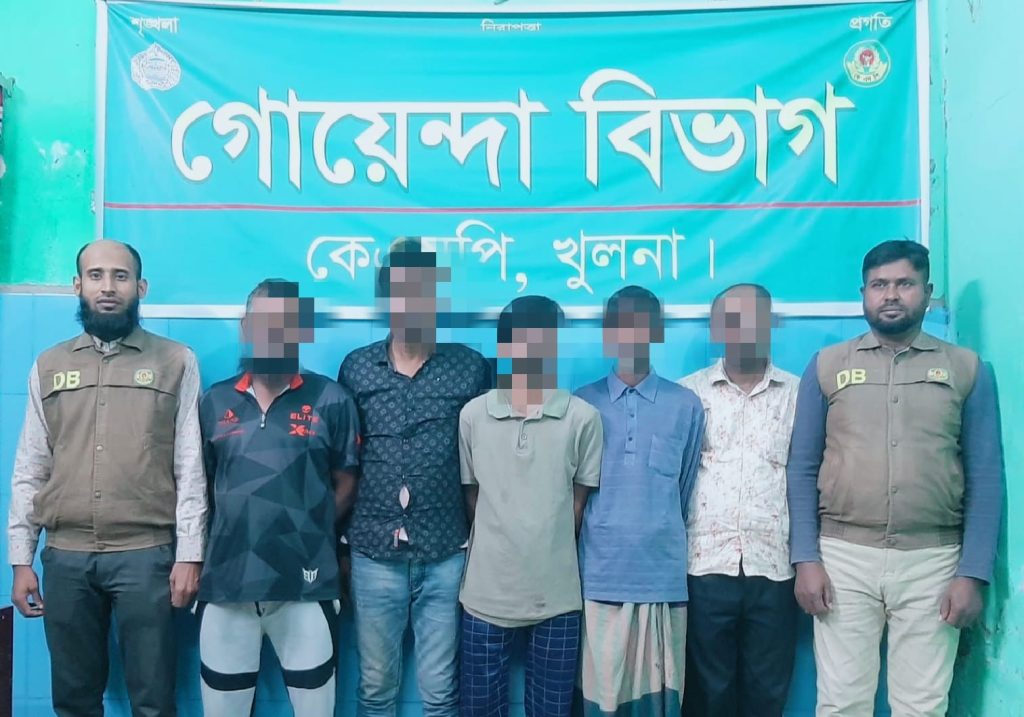 কেএমপির গোয়েন্দা পুলিশের অভিযানর ৮০ লিটার চোলাই ম’দসহ আটক-৫