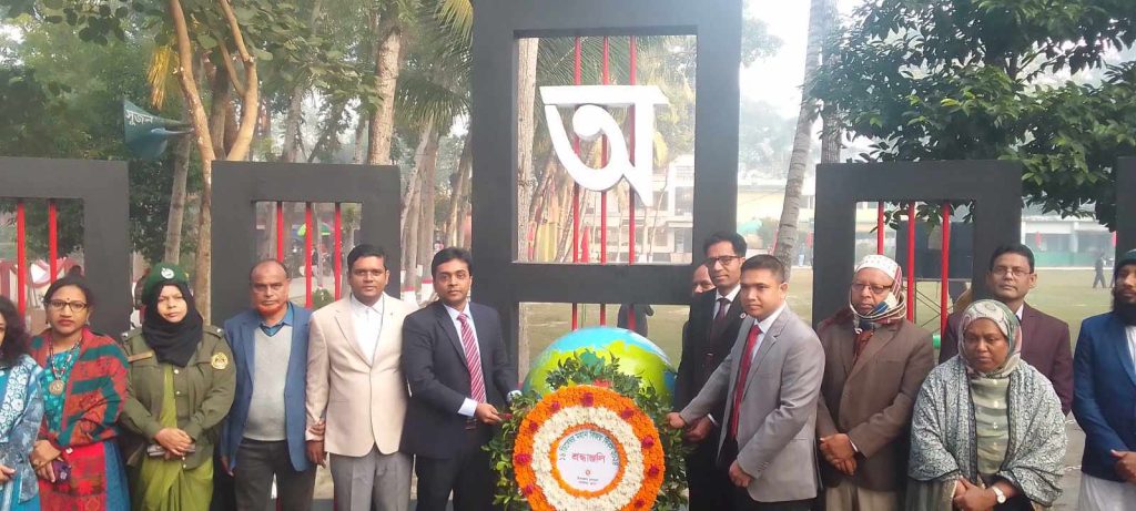 দিঘলিয়ায় যথাযথ মর্যাদা ও ভাবগাম্ভীর্যের মধ্য দিয়ে মহান বিজয় দিবস পালিত