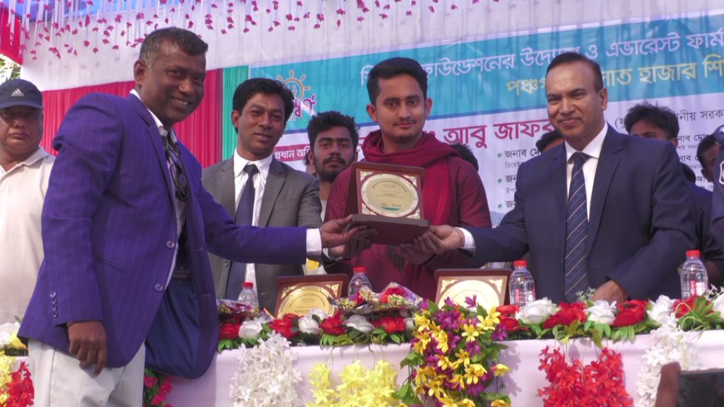 গোষ্ঠী এবং দলের স্বার্থ না দেখে আগামী প্রজন্মের স্বার্থ দেখতে হবে: সারজিস আলম