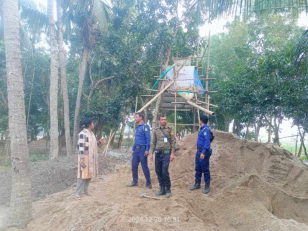 শেরপুরে অবৈধভাবে বালু উত্তোলনের অপরাধে ১জনের কারাদন্ড, উত্তোলন যন্ত্র ধ্বংস