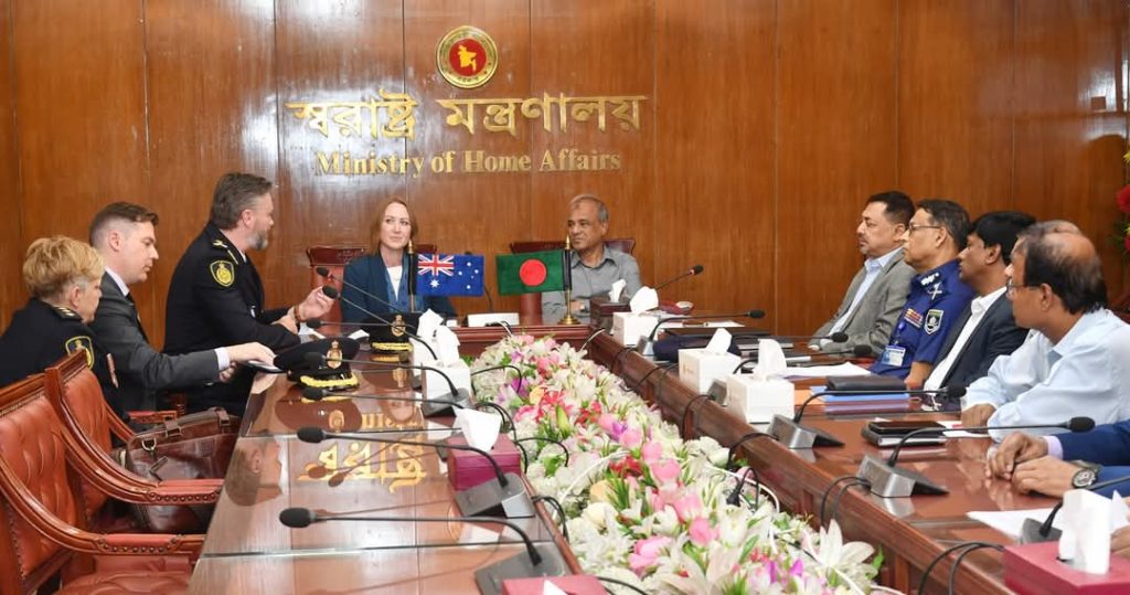 বাংলাদেশ ও অস্ট্রেলিয়ার মধ্যে স্বাক্ষরিত SOP মা*নবপাচার প্রতিরোধে একটি মাইলফলক: স্বরাষ্ট্র উপদেষ্টা