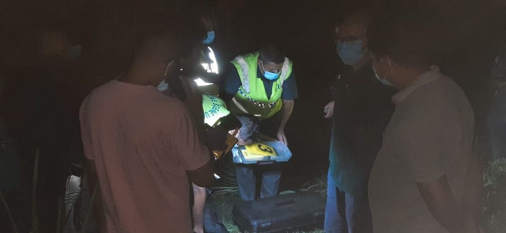 পুঠিয়ায় আঁখ ক্ষেত থেকে অর্ধগলিত লাশ উদ্ধার