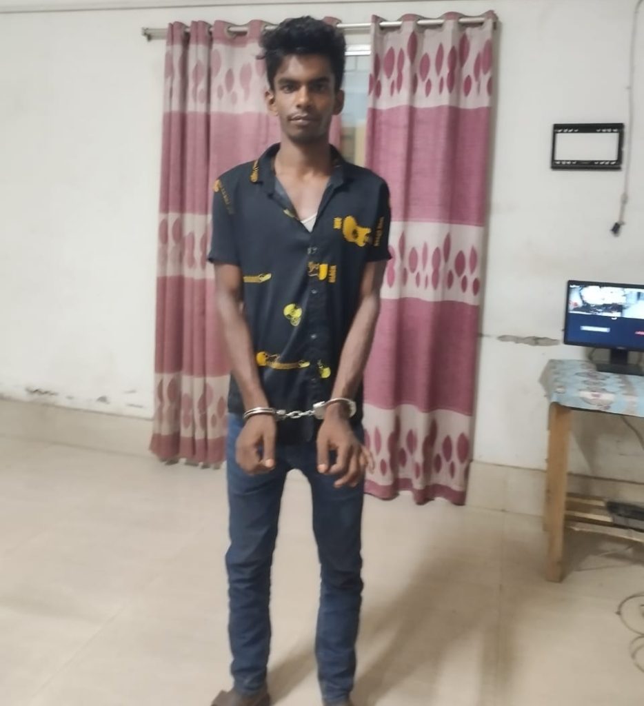 পাকুন্দিয়ায় ইভটিজিংয়ের দায়ে যুবকের ১ মাসের কারাদণ্ড