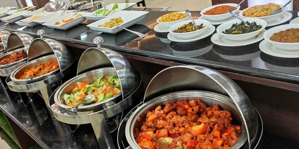 বুফে খাওয়ার নিয়ম ও টাকা পুষিয়ে নেওয়ার উপায়