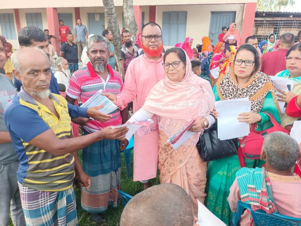 দিনাজপুর সদরের আস্করপুর ইউনিয়ন মহিলাদলের কর্মীসভা অনুষ্ঠিত