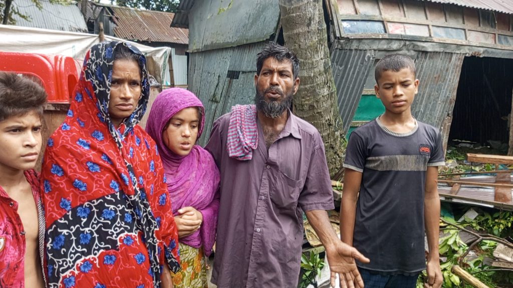 কিশোরগঞ্জে জমিজমা নিয়ে বিরোধের জেরে হা*মলা- ভা*ঙচুর, স্বর্ণালঙ্কার ও নগদ টাকা লু*টের অভিযোগ