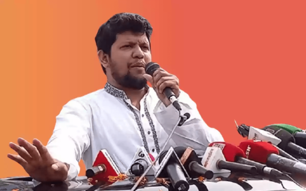 স*ন্ত্রাসীদের গ্রেফতার ও বিচারে সহযোগিতা করুন: উপদেষ্টা মাহফুজ