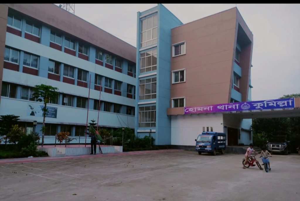 হোমনায় রহস্যজনক পৃথক দুটি লাশ উদ্ধার