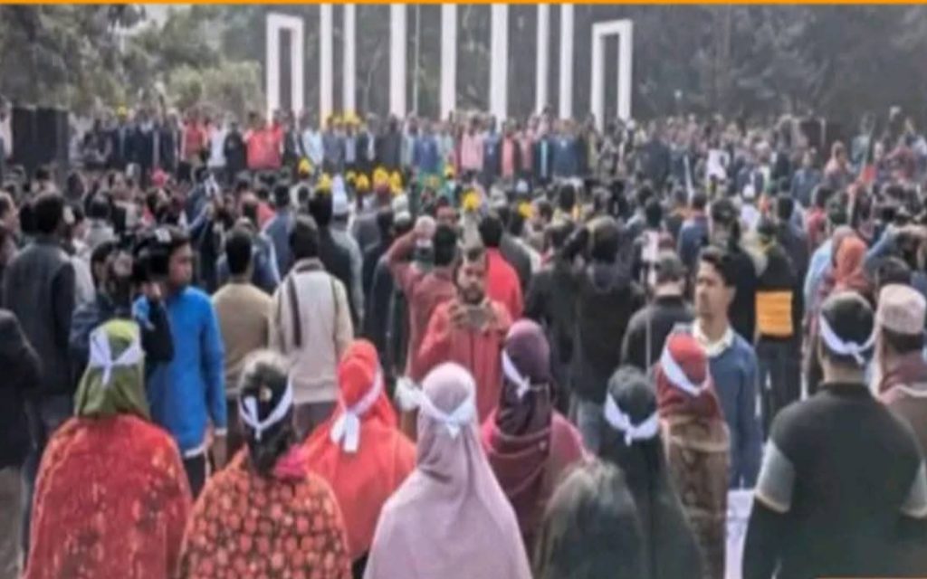 সোমবার থেকে এমপিওভুক্ত শিক্ষক-কর্মচারীদের অনির্দিষ্টকালের কর্মবিরতি ঘোষণা