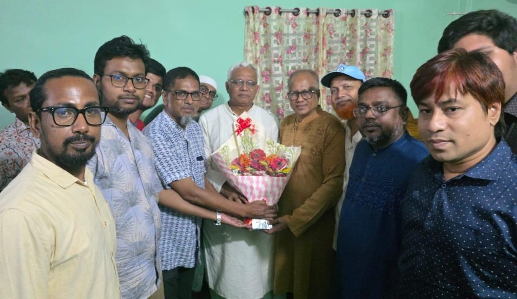দিমেক হাসপাতাল ব্যবস্থাপনা কমিটির সভাপতি মনোনীত হওয়ায় ডা. জাহিদ হোসেনকে জেলা ড্যাবের ফুলেল শুভেচ্ছা