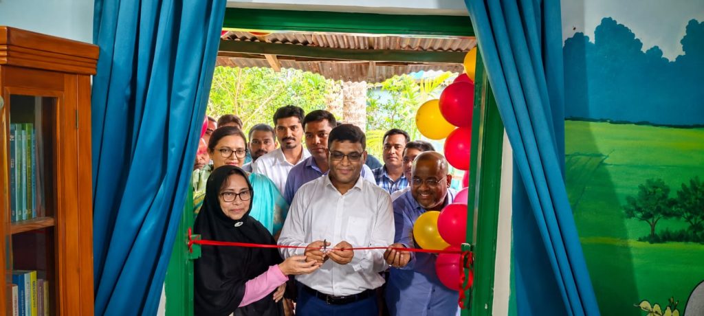 পরিত্যক্ত কক্ষ থেকে আধুনিক লাইব্রেরি, পুঠিয়া বালিকা বিদ্যালয়ে জ্ঞানের নতুন ঠিকানা