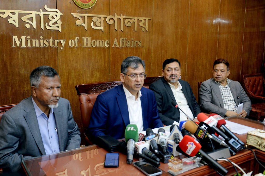 রাজনৈতিক পরিচয়ে কারো প্রতি বৈষম্য করা হবে না- স্বরাষ্ট্রমন্ত্রী
