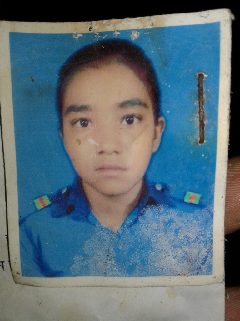 ডিমলায় ৭ম শ্রেণির স্কুল ছাত্রীর ঝুলন্ত লাশ উদ্ধার!